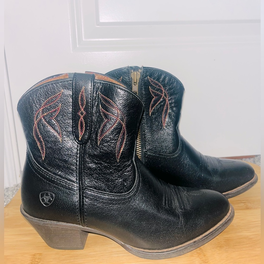 Ariat Darlin Booties